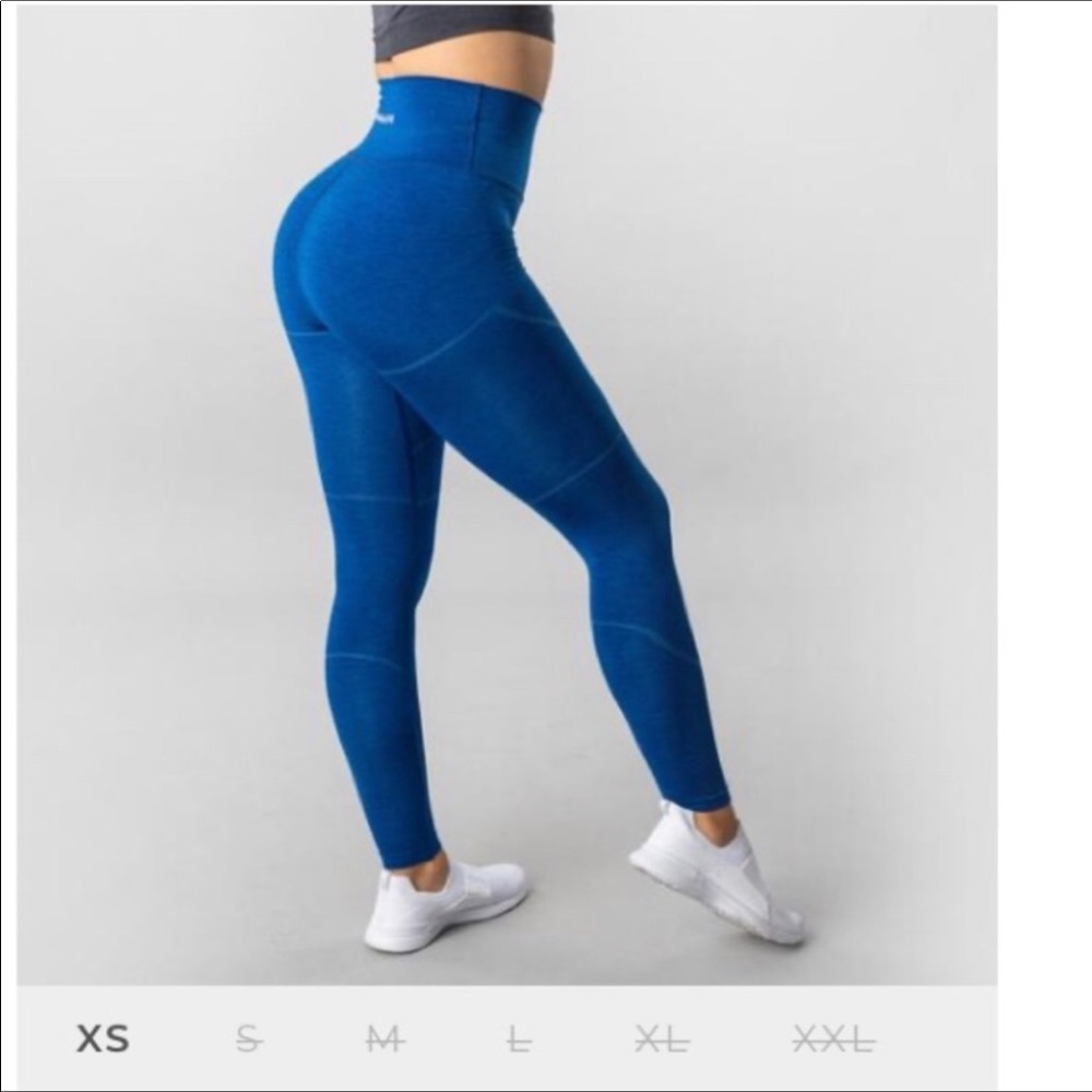 ISO Alphalete Revival leggings, Size: Medium - Picture 3 of 3